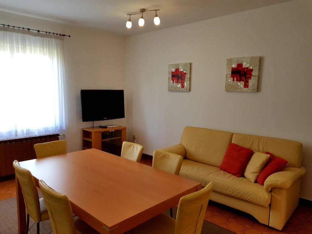 Apartments Monfiorenzo 5