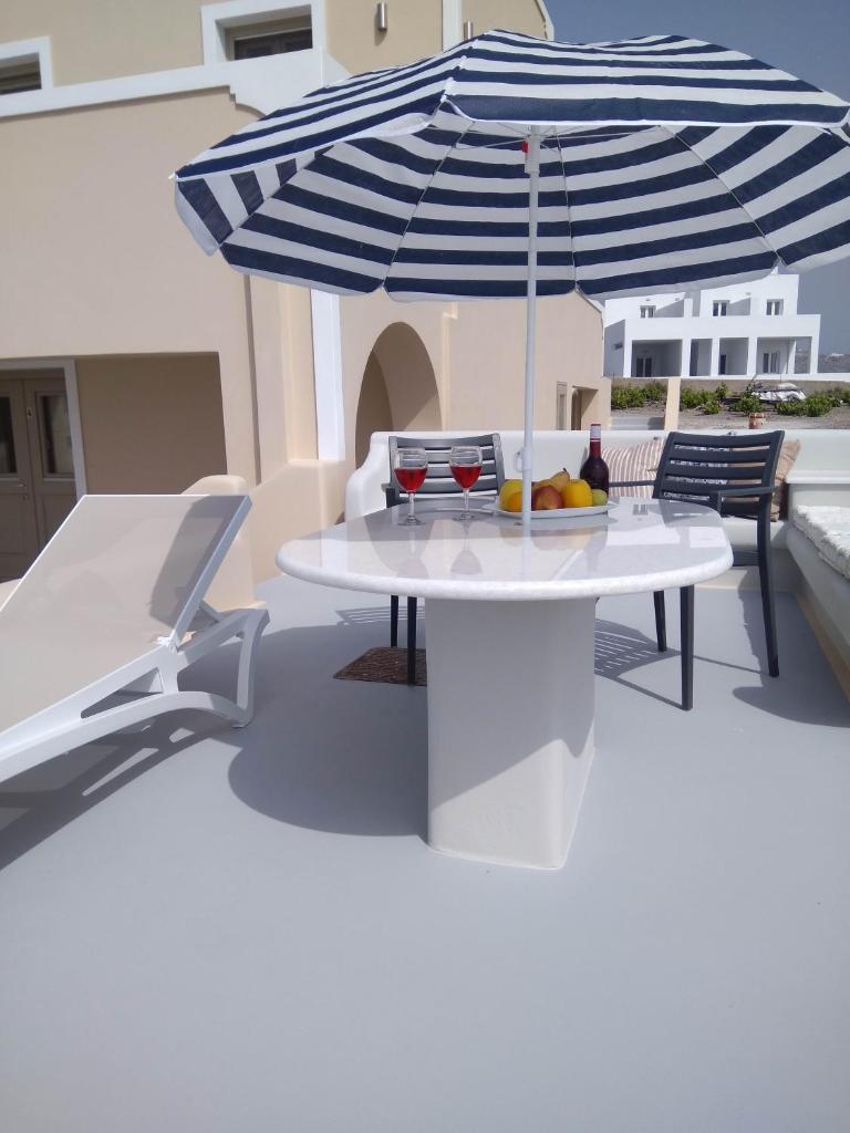 Santa Rinoula Suites Ocean Caldera Sunset Views 5