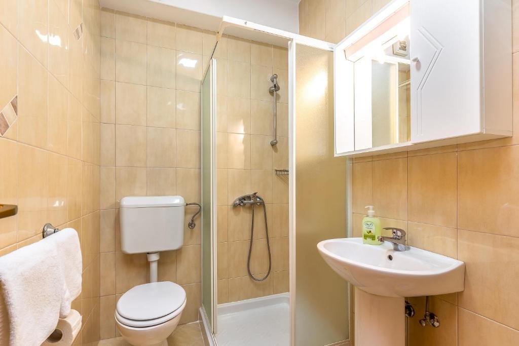 Apartments Nada 5