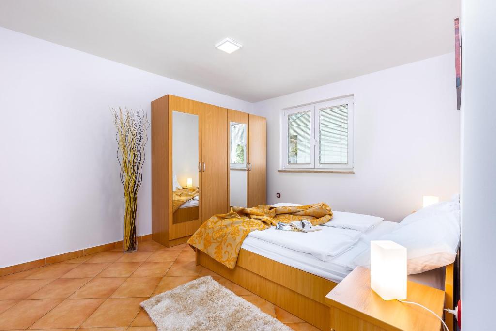 Apartments Nada 2