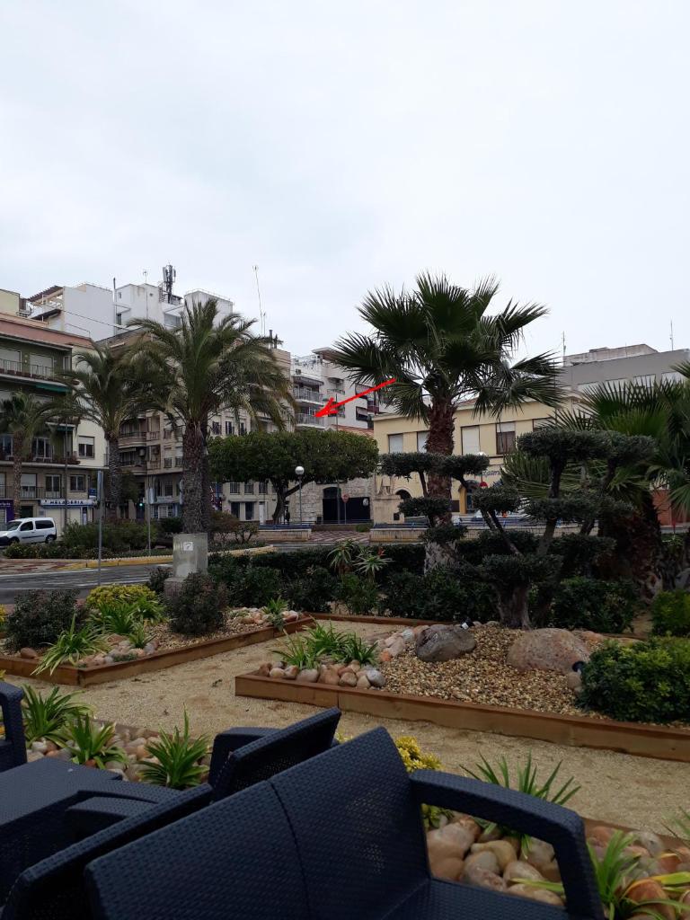2 bedroom's flat on the beach, City center, 1 line 6