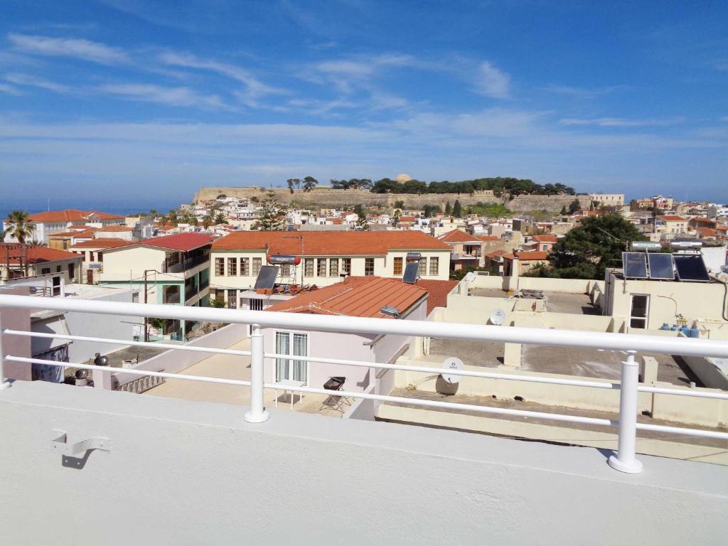 Castle & Sea View Apt 8