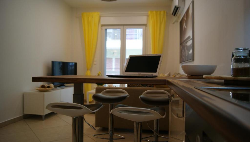 Sea-View Modern Apartment - 4 Guests - Kitchen 5