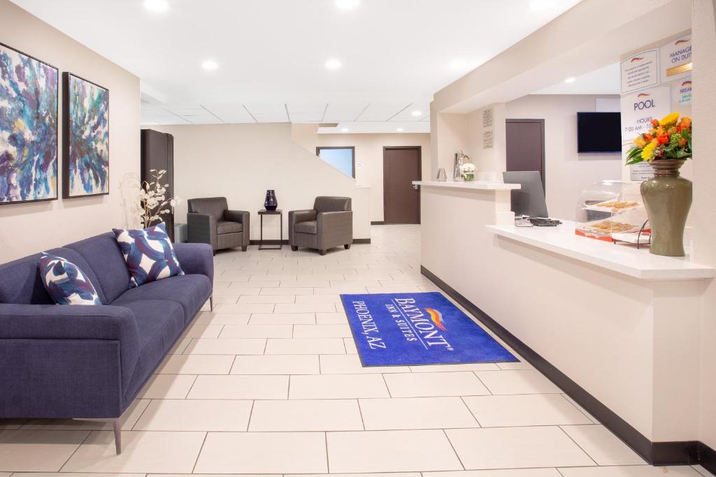 Baymont by Wyndham Phoenix I-10 near 51st Ave Image