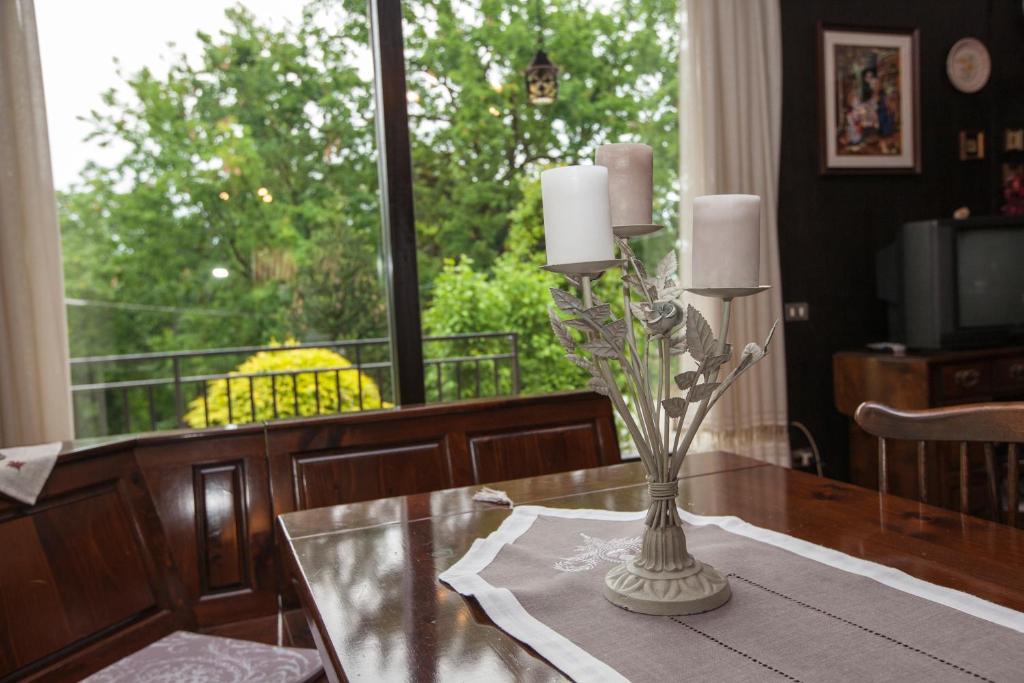 Cugi Bed and Breakfast 5