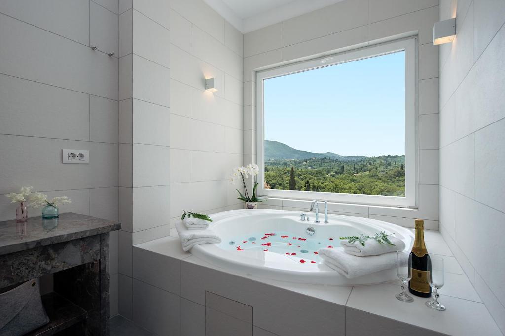 Gem Villa in Viros Corfu 8