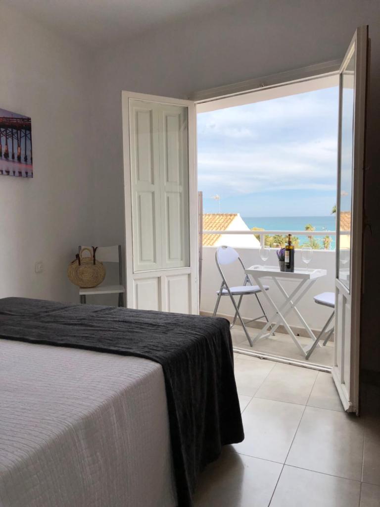 Casa Con Preciosas Vistas A La Playa Del Postiguet 7