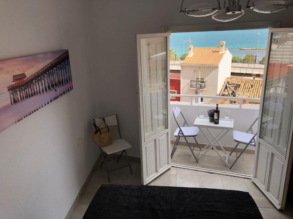 Casa Con Preciosas Vistas A La Playa Del Postiguet 8
