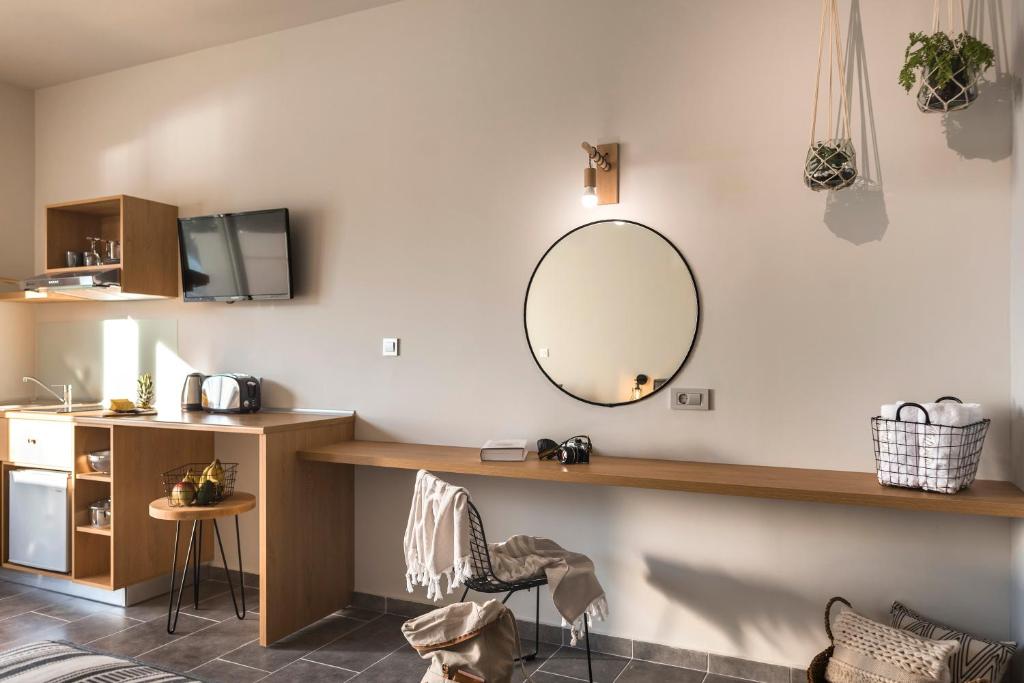 Villa Di Mare Seaside Suites 3