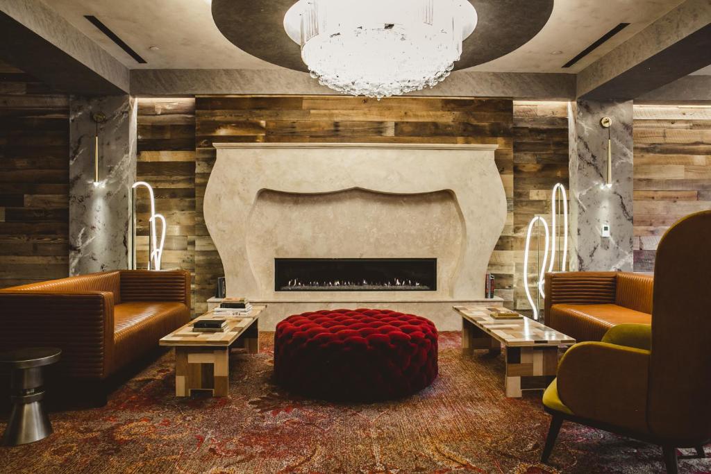 Bobby Hotel Image