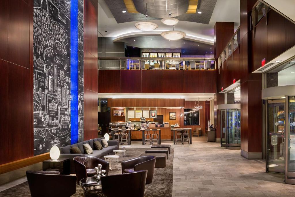 Hyatt Regency Vancouver Image