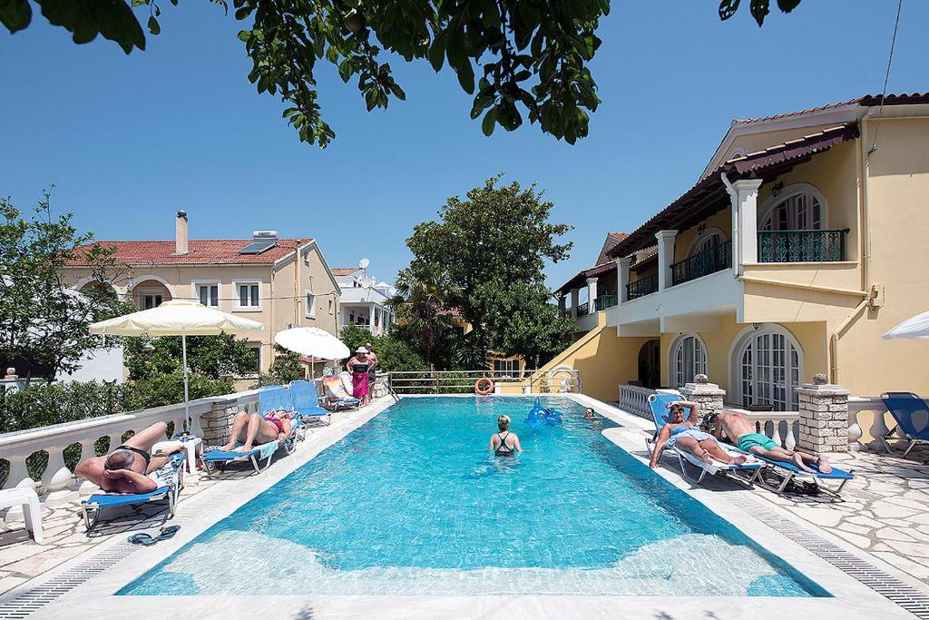 Andreas Pool Complex 4