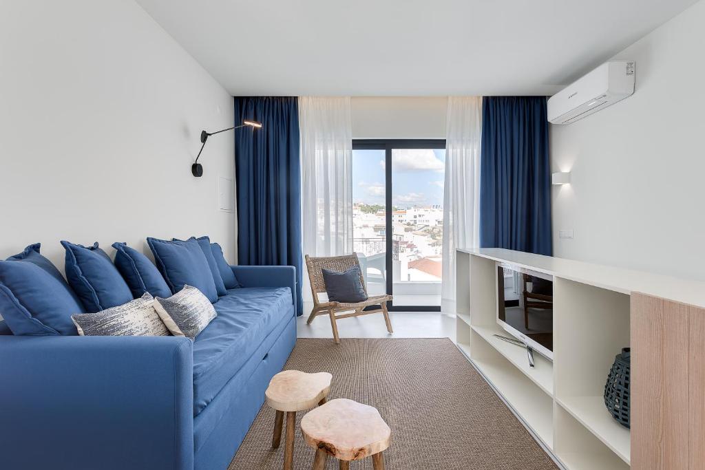 Casa Indigo- Perfect location & Sea View by DreamvillasAlbufeira 5