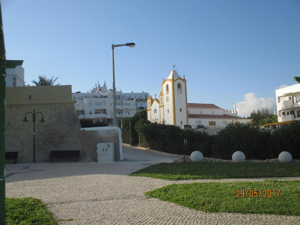 Lote 8 casa amarela 6