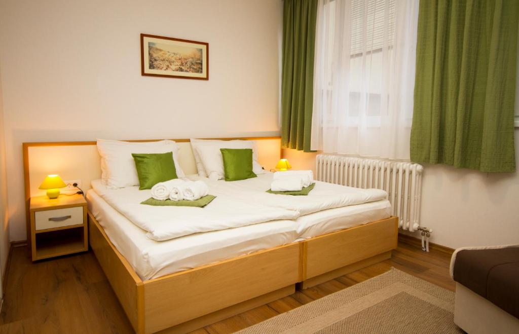 Sweet Dreams Studio Apartment 2