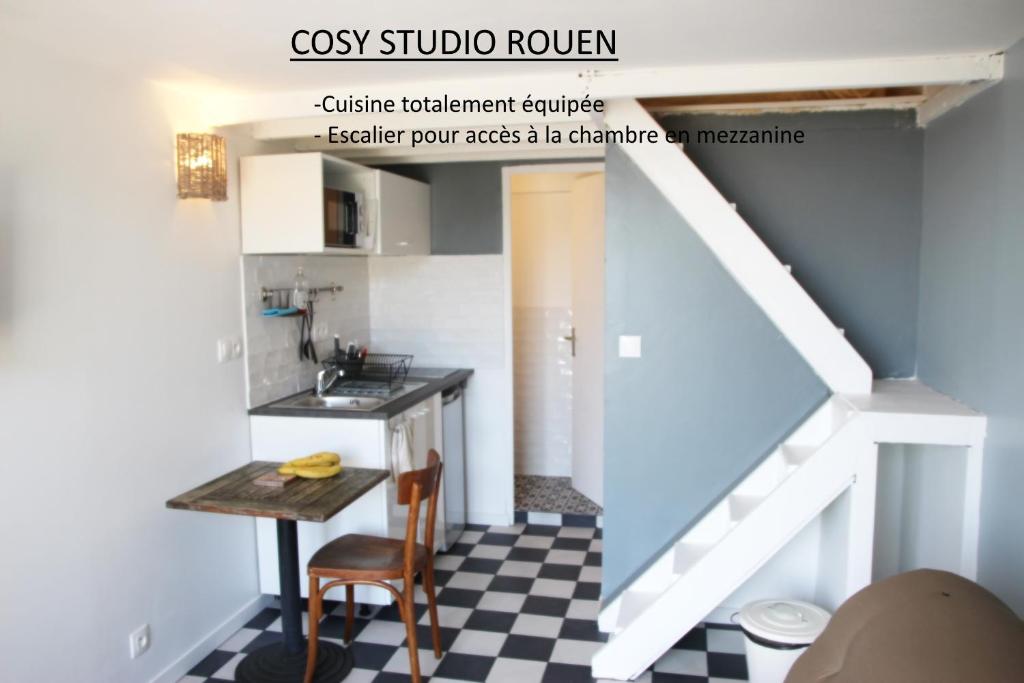 ECO STUDIOS mezzanine wifi stationnement rue gratuit terrasse dans jardin 3