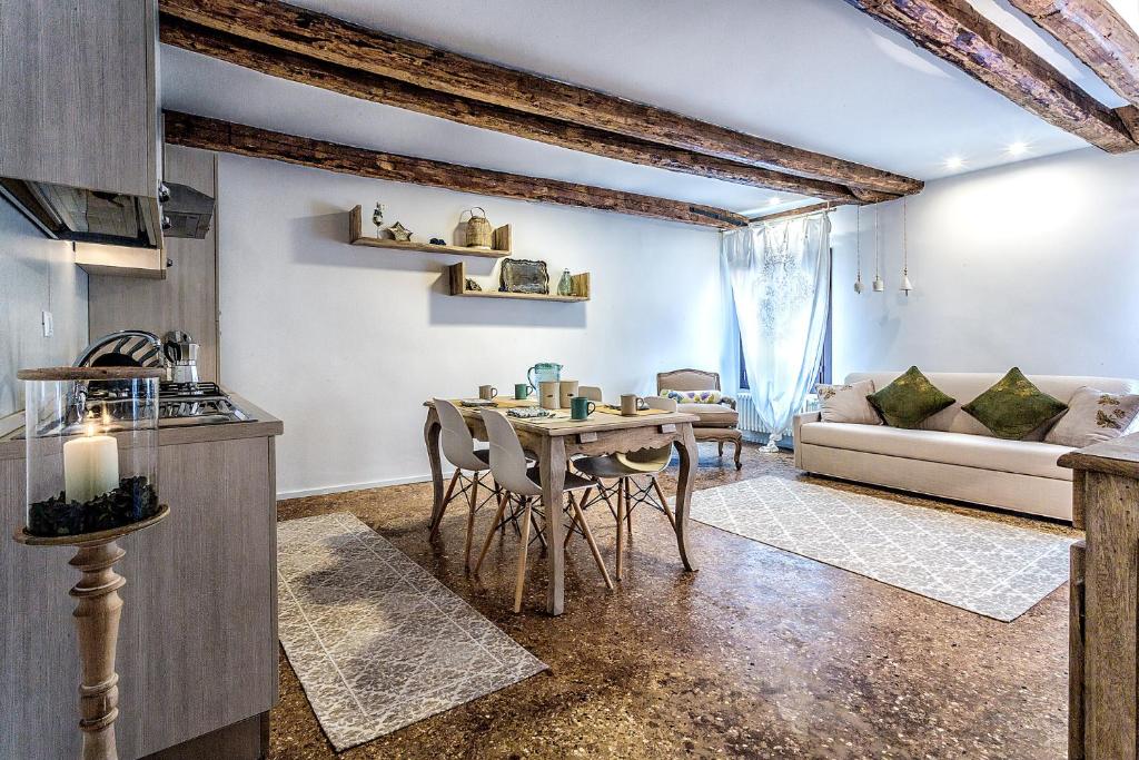 Venice Dream House 6