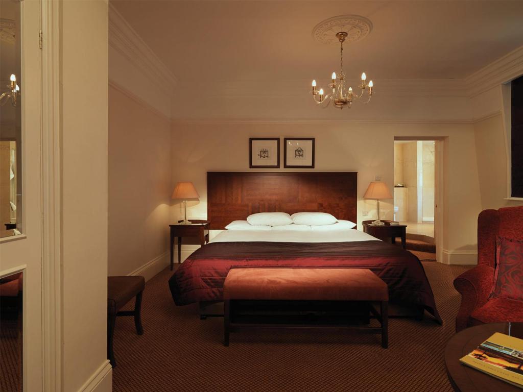 Macdonald Burlington Hotel Image