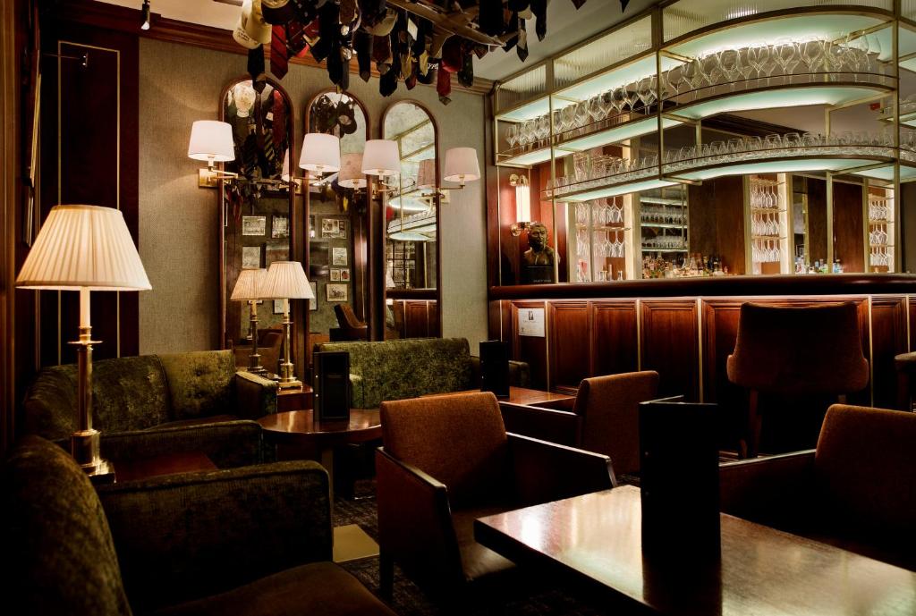 The Stafford London Image