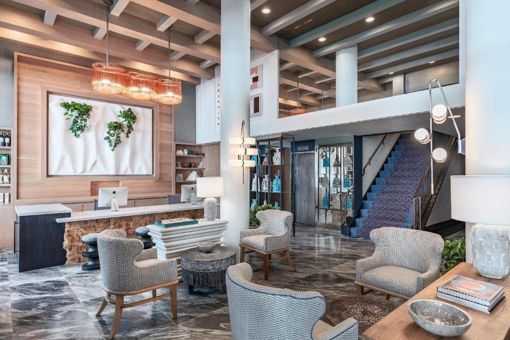 Hotel Triton Image