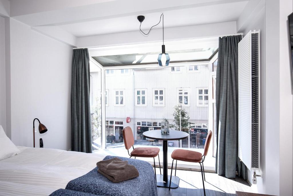 Svala Apartments by Heimaleiga 5