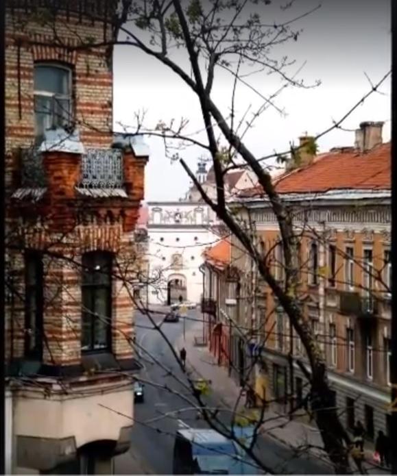 Prie Miesto Vartų 6
