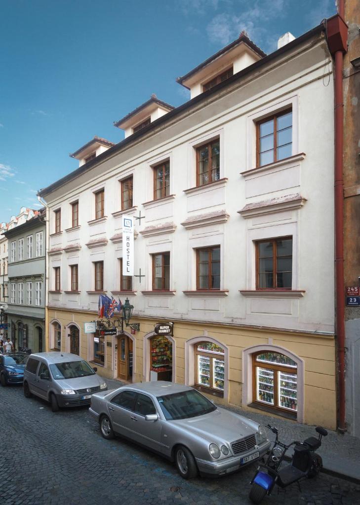 Hostel Little Quarter Image