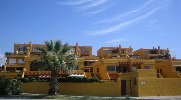 Tarifa Beach apartment with ocean views and pool 7