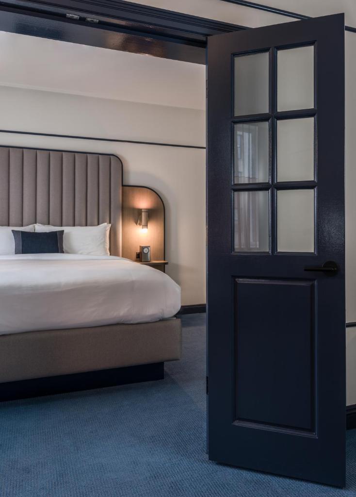 Hu Hotel Memphis Image