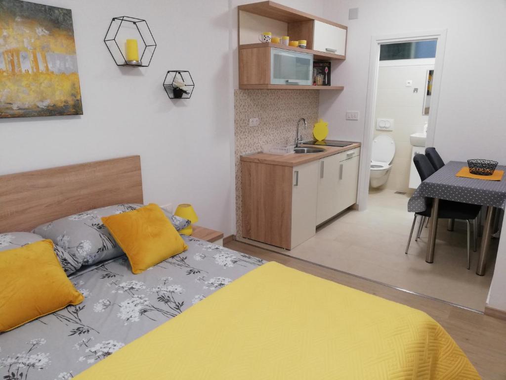 Kalelarga Apartments 4 You 4