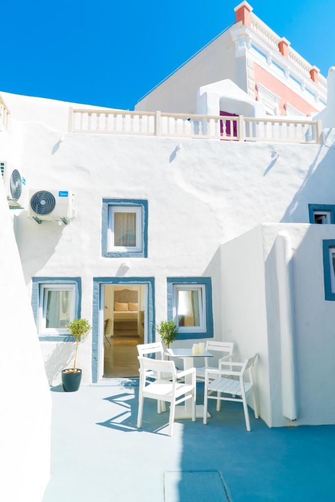 Thetis Cave Houses 3