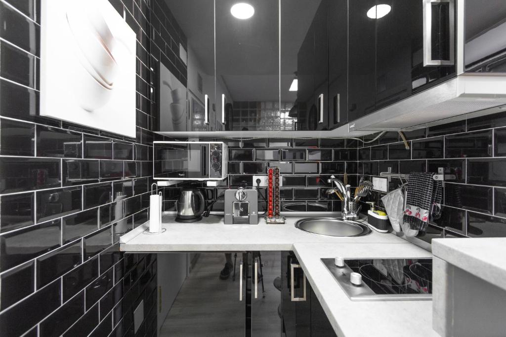 Argüelles Apartment 3