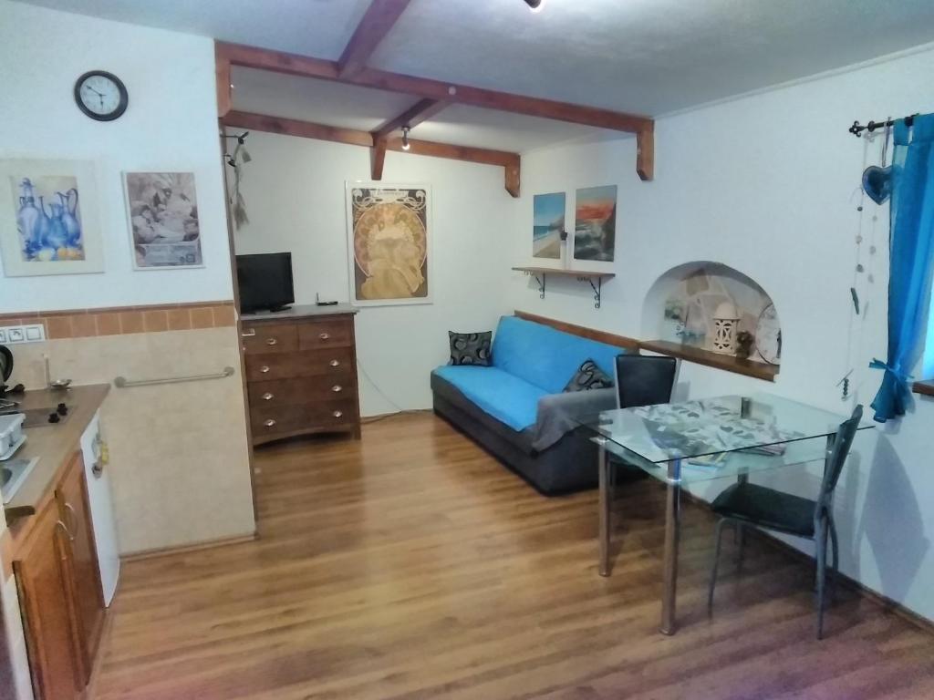 Sophia Cozy Self Catering Apartment 4