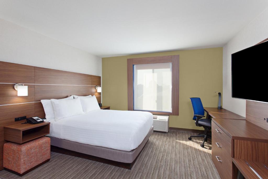 Holiday Inn Express West Los Angeles, an IHG Hotel Image