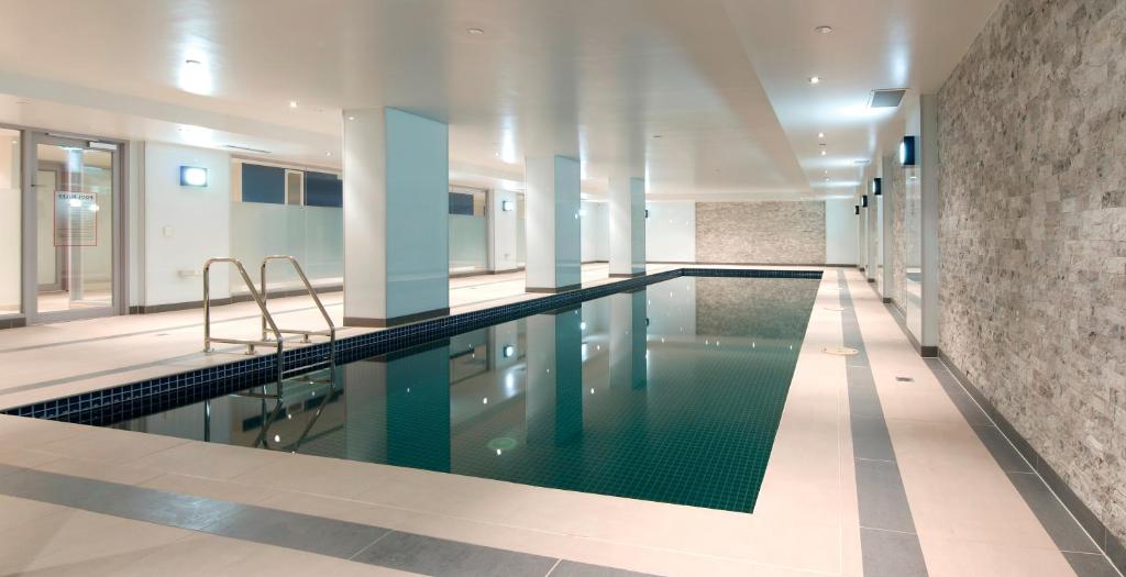 Atlantis Hotel Melbourne Image