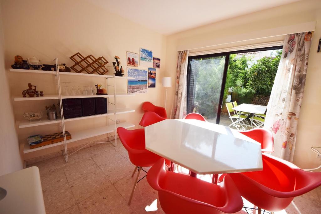 Christos beach house 8