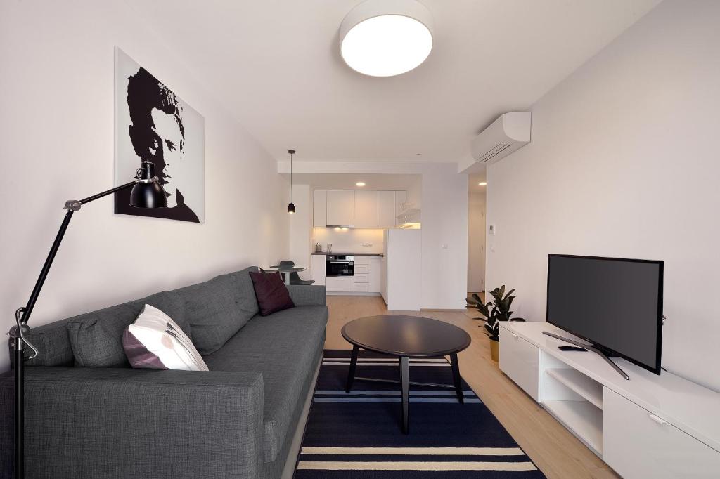 Smart & Green Living by Ambiente 6