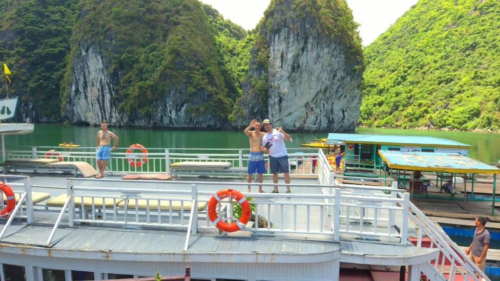 Cat Ba Santorini Homestay