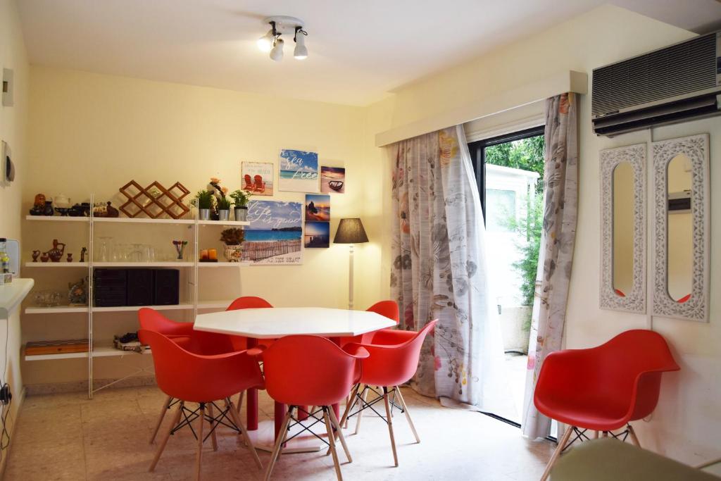 Christos beach house 4