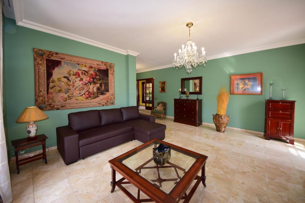 Alina - Vivienda vacacional con piscina privada 4