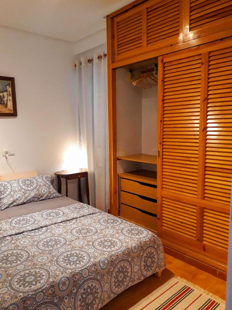 2 bedroom's flat on the beach, City center, 1 line 2