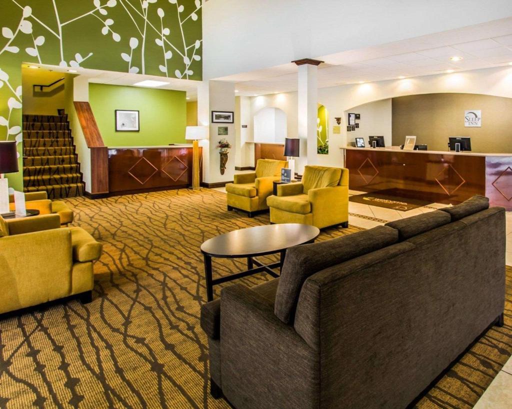 Sleep Inn & Suites Orlando International Airport Image
