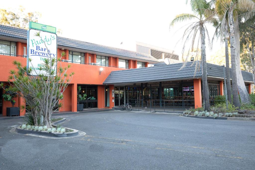Markets Hotel Image