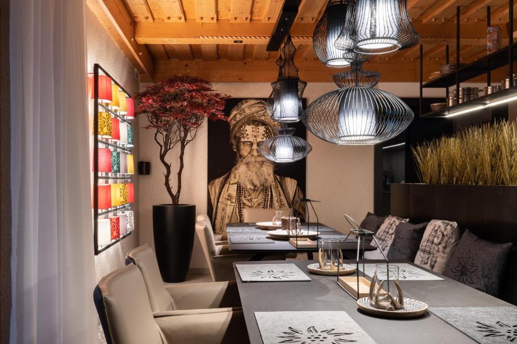 Designferienhaus Luxus Bergchalet XXL Ski In-Out Snow Space Wagrain Flachau 6