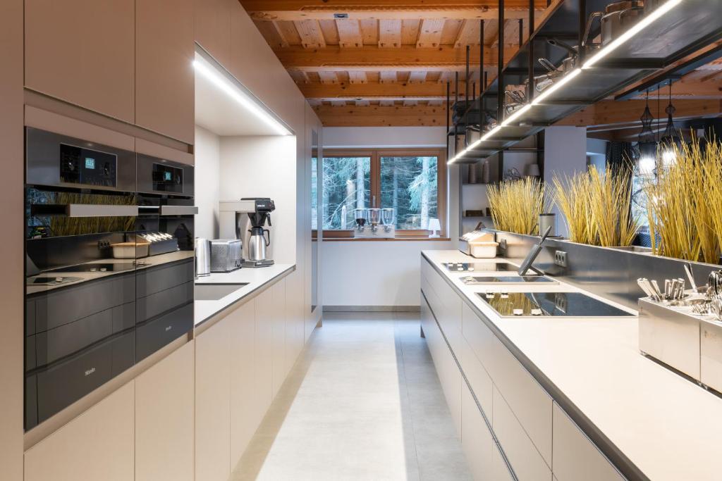 Designferienhaus Luxus Bergchalet XXL Ski In-Out Snow Space Wagrain Flachau 5