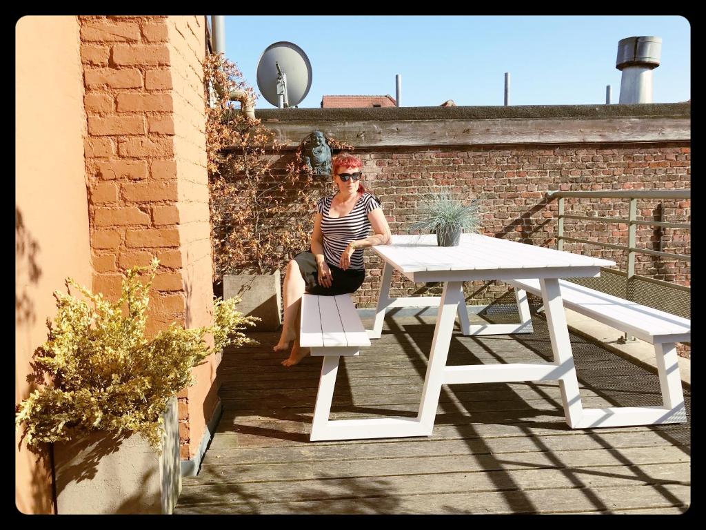 trendy house 5min from shoppingstreets 7