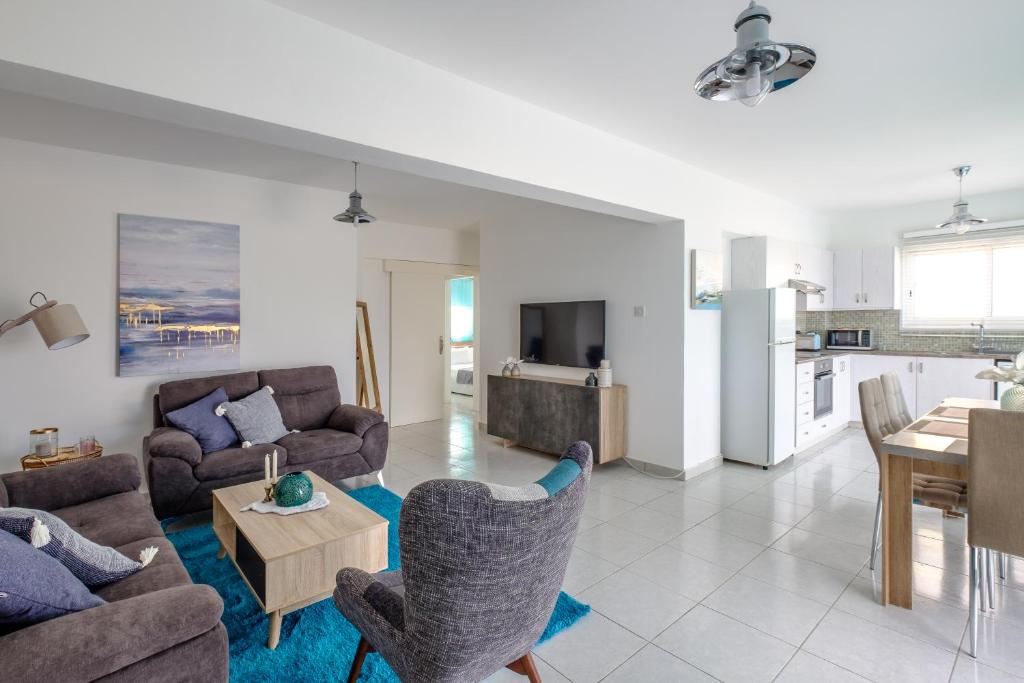 The Coral Penthouse 5