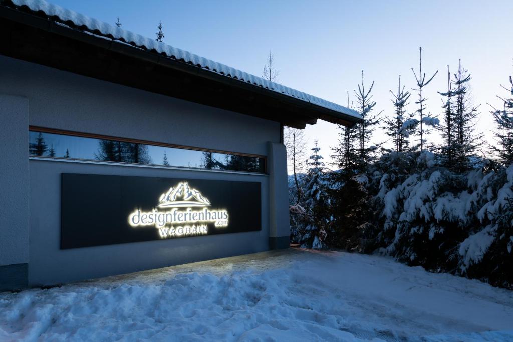 Designferienhaus Luxus Bergchalet XXL Ski In-Out Snow Space Wagrain Flachau 6