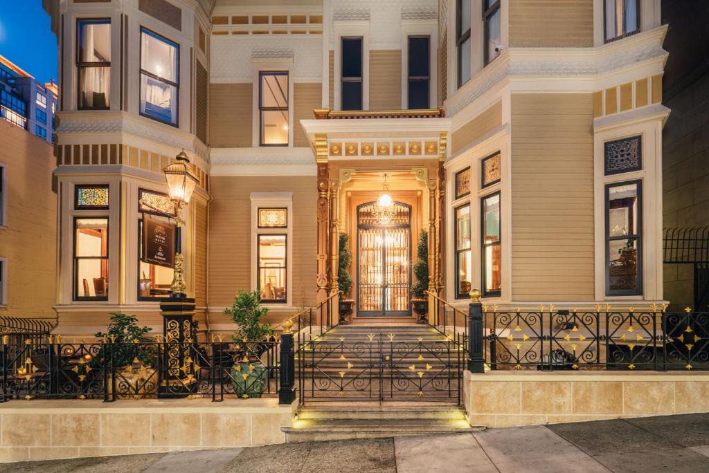 Mansion on Sutter Image