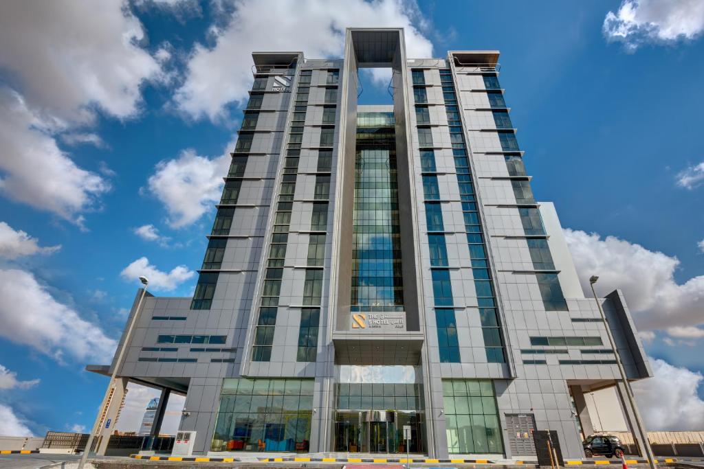 The S Hotel Al Barsha Image